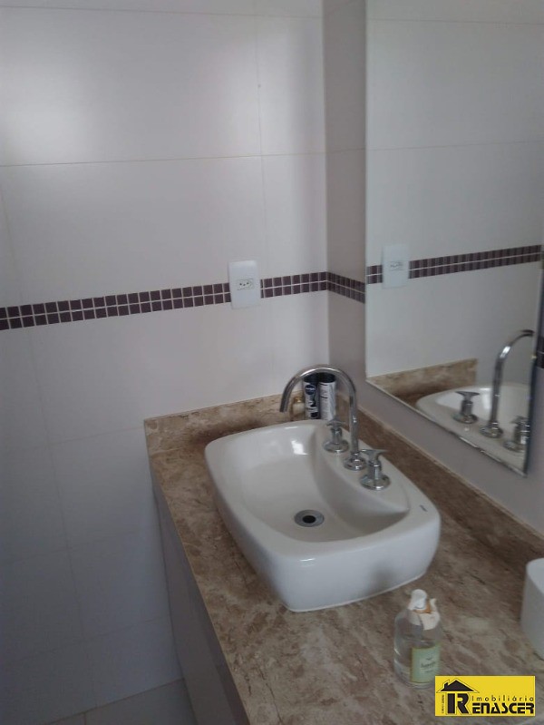 Casa de Condomínio com 3 quartos à venda, 320m² — foto 8 de 34
