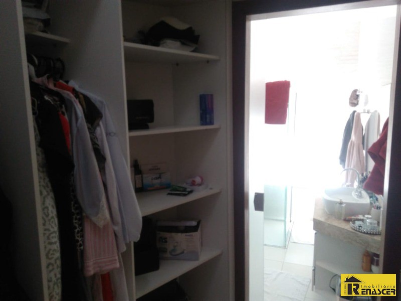 Casa de Condomínio com 3 quartos à venda, 320m² — foto 16 de 34
