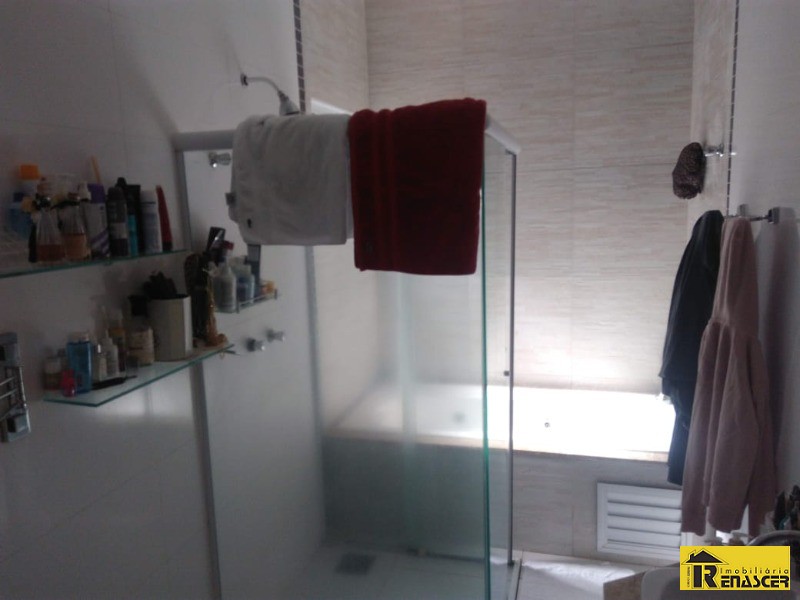Casa de Condomínio com 3 quartos à venda, 320m² — foto 22 de 34