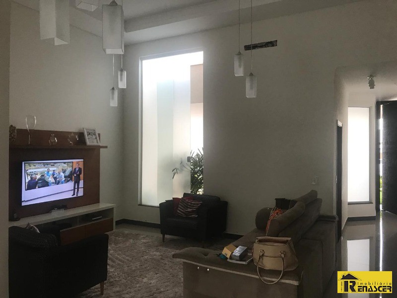 Casa de Condomínio com 3 quartos à venda, 213m² — foto 7 de 32