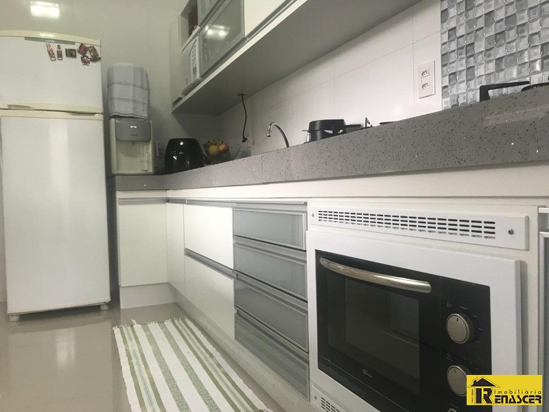 Casa de Condomínio com 3 quartos à venda, 213m² — foto 16 de 32