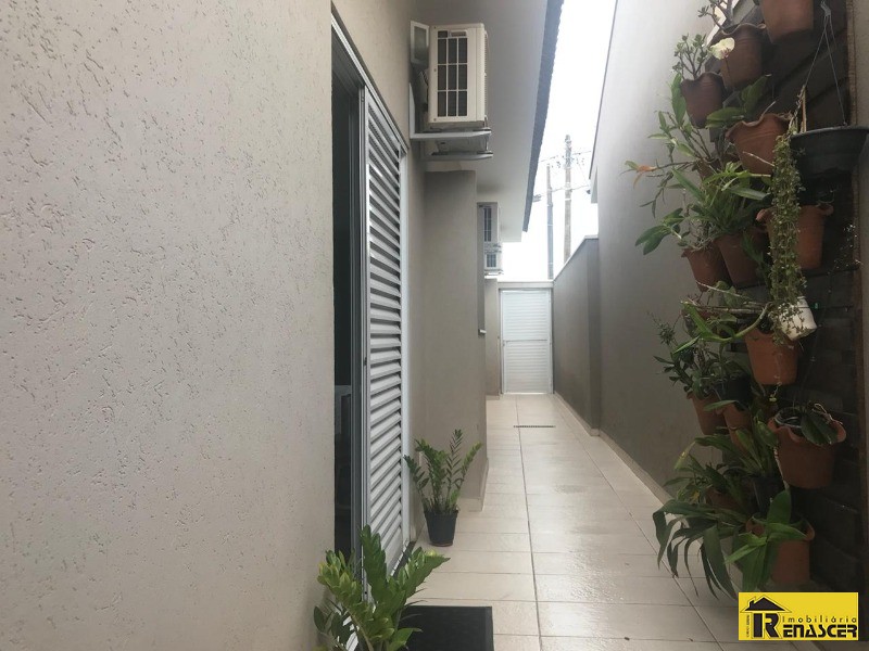 Casa de Condomínio com 3 quartos à venda, 213m² — foto 26 de 32