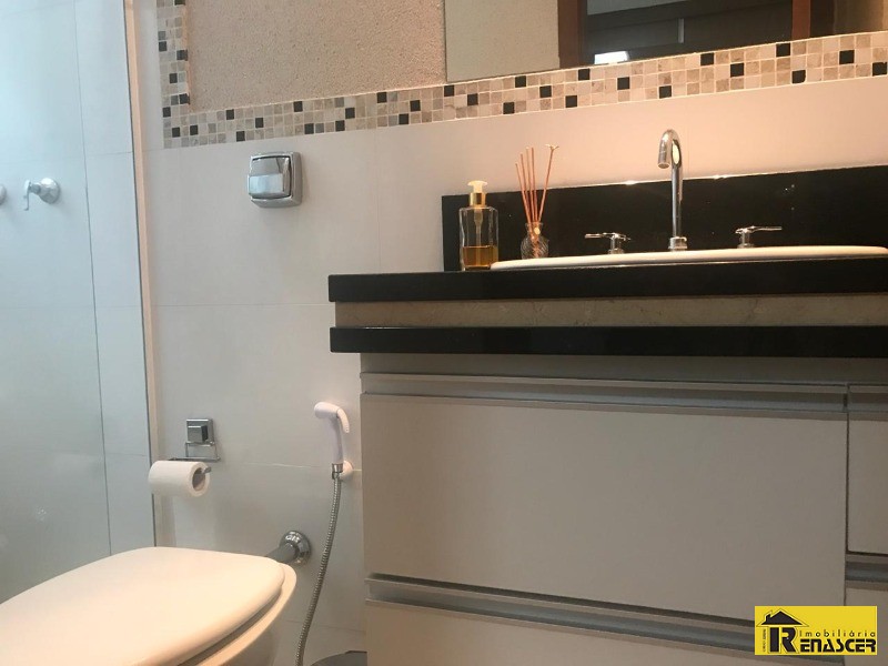 Casa de Condomínio com 3 quartos à venda, 213m² — foto 31 de 32