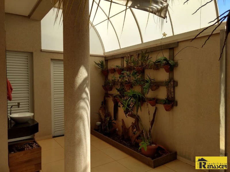 Casa de Condomínio com 4 quartos à venda, 335m² — foto 6 de 15