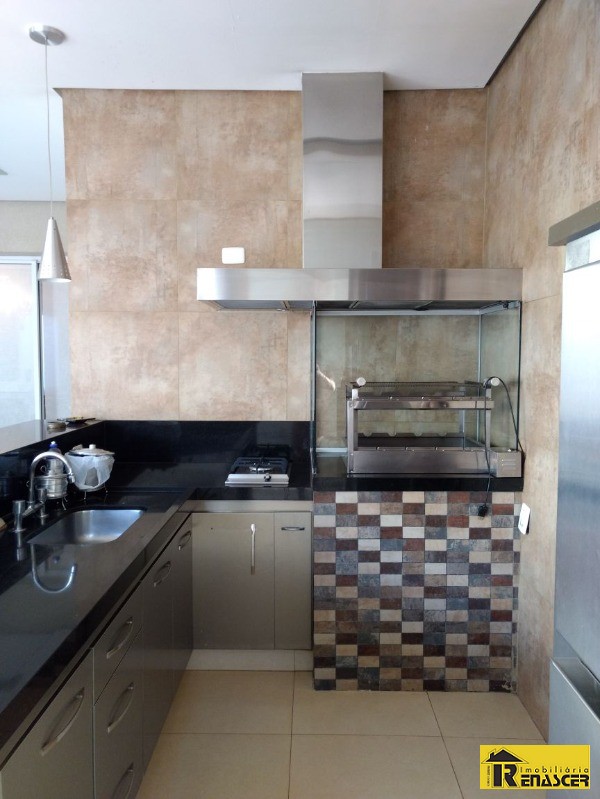 Casa de Condomínio com 4 quartos à venda, 335m² — foto 13 de 15