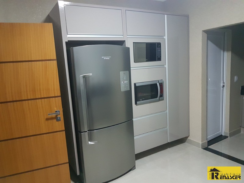 Casa de Condomínio com 3 quartos à venda, 270m² — foto 7 de 26
