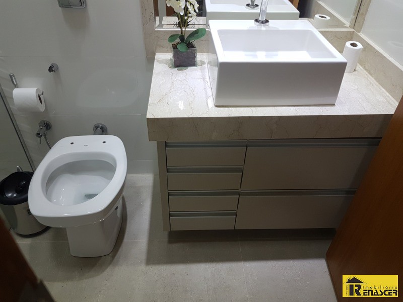 Casa de Condomínio com 3 quartos à venda, 270m² — foto 19 de 26
