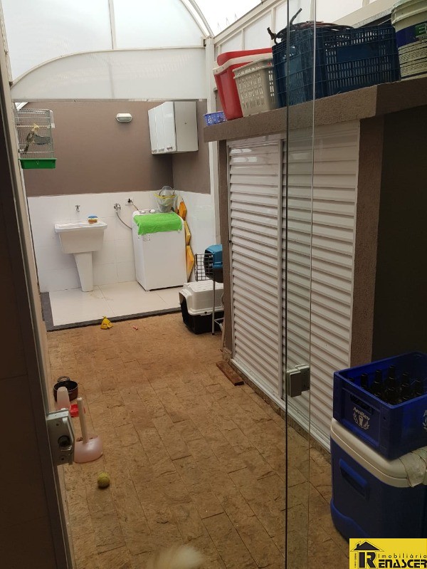 Casa de Condomínio com 3 quartos à venda, 130m² — foto 3 de 28
