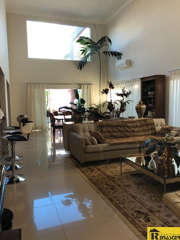 Casa de Condomínio com 3 quartos à venda, 300m² — foto 10 de 21