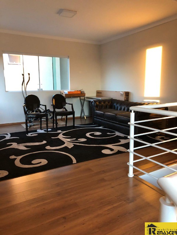 Casa de Condomínio com 3 quartos à venda, 300m² — foto 11 de 21