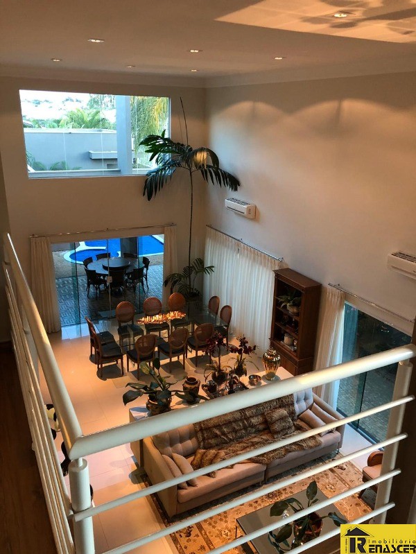 Casa de Condomínio com 3 quartos à venda, 300m² — foto 16 de 21