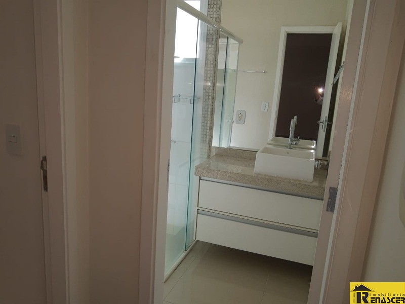 Casa de Condomínio com 3 quartos à venda, 120m² — foto 3 de 13