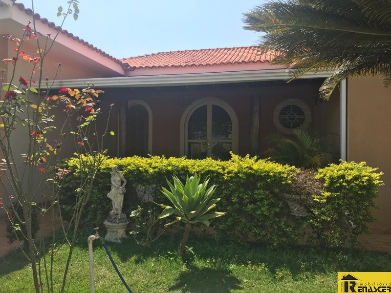 Casa com 3 quartos à venda, 1000m² — foto 4 de 22