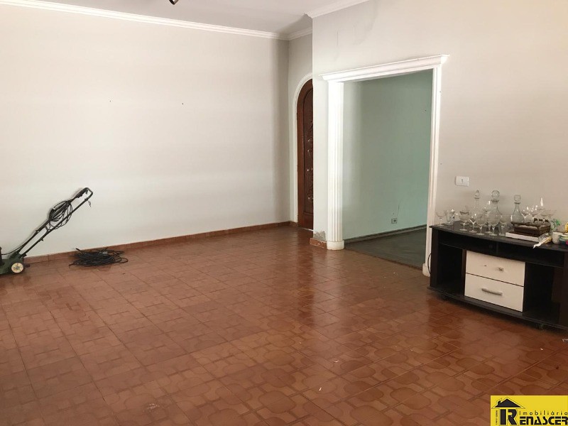 Casa com 3 quartos à venda, 1000m² — foto 10 de 22