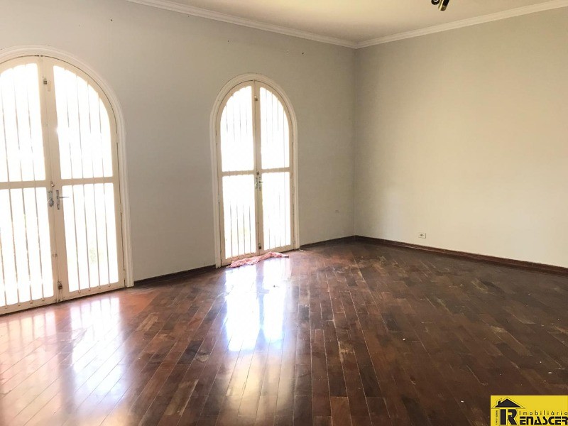 Casa com 3 quartos à venda, 1000m² — foto 11 de 22