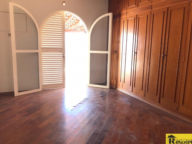Casa com 3 quartos à venda, 1000m² — foto 14 de 22