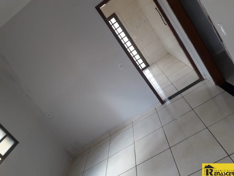 Casa com 2 quartos à venda, 109m² — foto 2 de 10
