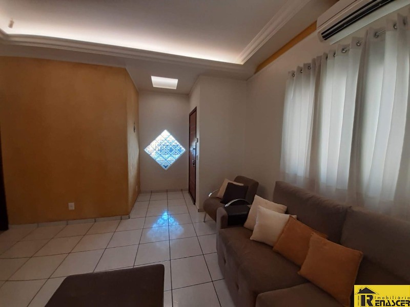 Casa com 3 quartos à venda, 250m² — foto 11 de 37