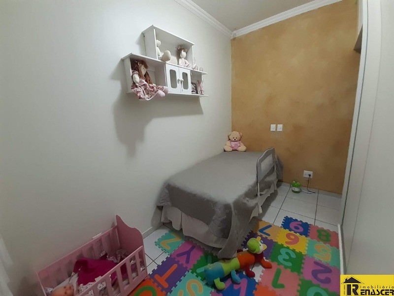 Casa com 3 quartos à venda, 250m² — foto 21 de 37