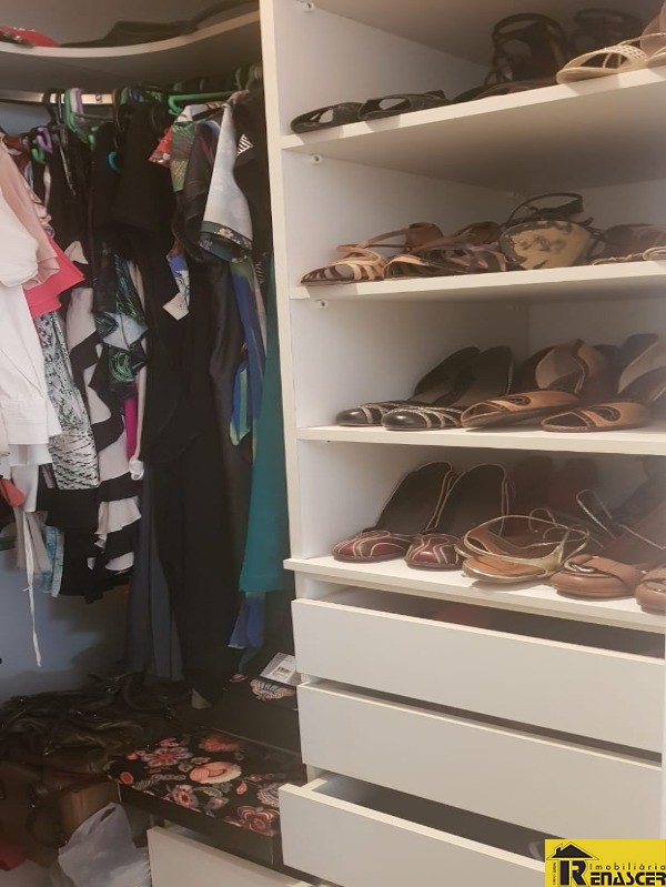 Casa de Condomínio com 3 quartos à venda, 198m² — foto 12 de 18