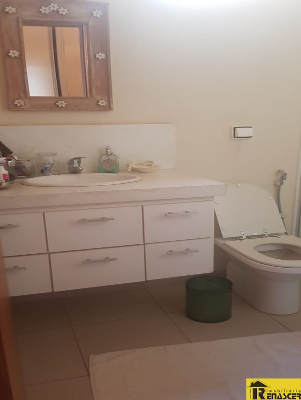 Casa de Condomínio com 3 quartos à venda, 198m² — foto 14 de 18