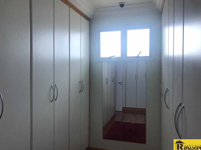 Casa de Condomínio com 4 quartos à venda, 480m² — foto 3 de 41