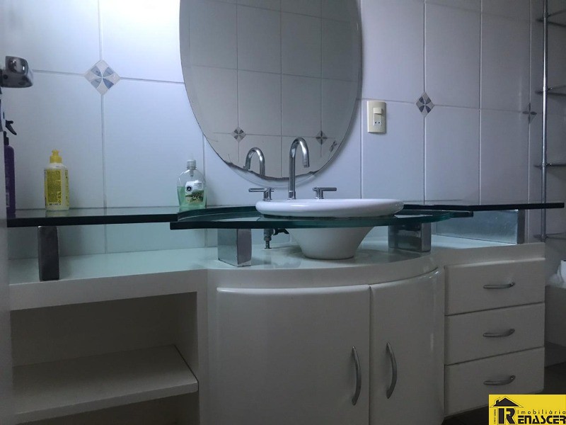 Casa de Condomínio com 4 quartos à venda, 480m² — foto 6 de 41
