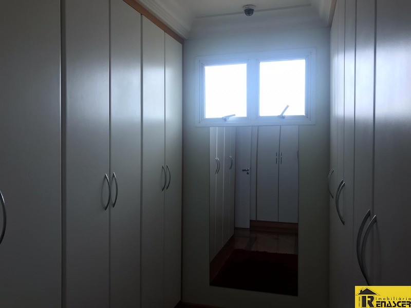 Casa de Condomínio com 4 quartos à venda, 480m² — foto 14 de 41