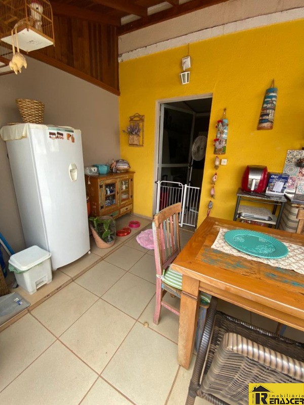 Apartamento com 2 quartos à venda, 75m² — foto 3 de 31