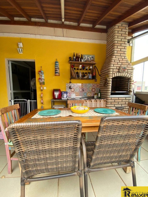 Apartamento com 2 quartos à venda, 75m² — foto 27 de 31