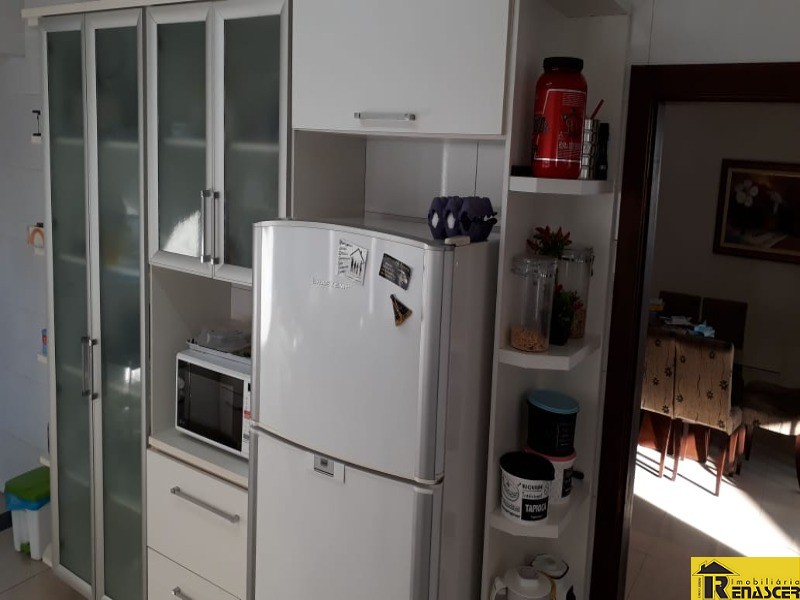 Casa de Condomínio com 4 quartos à venda, 350m² — foto 16 de 41