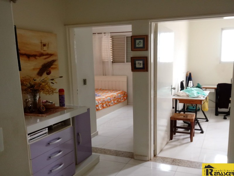 Apartamento com 3 quartos à venda, 95m² — foto 3 de 11