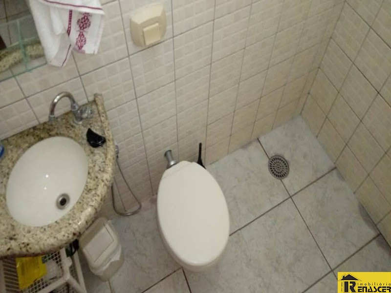 Casa com 3 quartos à venda, 650m² — foto 11 de 18