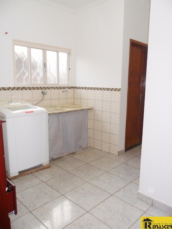 Casa com 3 quartos à venda, 650m² — foto 13 de 18