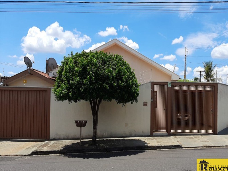 Casa com 2 quartos à venda — foto 1 de 12
