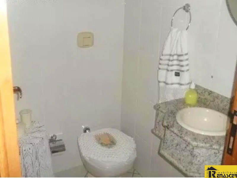 Casa com 3 quartos à venda — foto 13 de 26