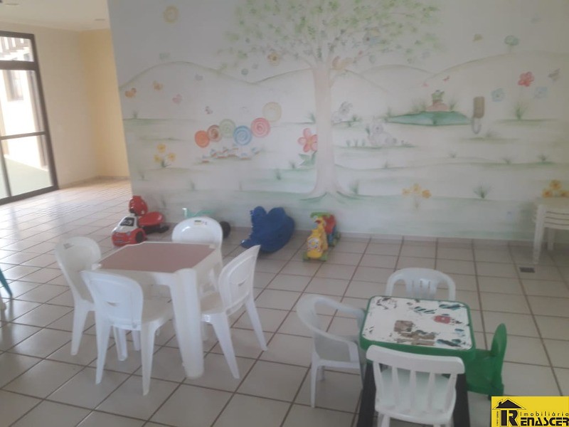 Apartamento com 3 quartos à venda, 217m² — foto 3 de 15