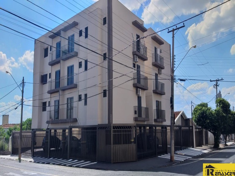 Apartamento com 2 quartos à venda, 81m² — foto 2 de 25