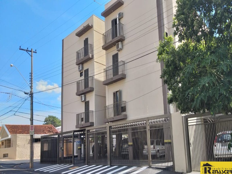 Apartamento com 2 quartos à venda, 81m² — foto 1 de 25