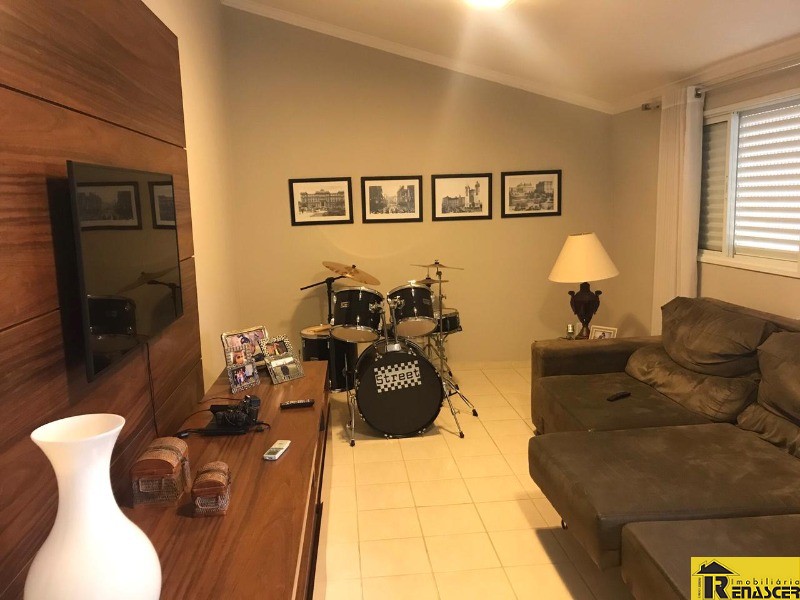 Casa de Condomínio com 3 quartos à venda, 300m² — foto 4 de 25
