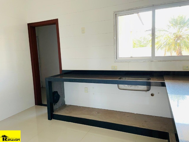 Casa de Condomínio com 3 quartos à venda, 261m² — foto 12 de 14
