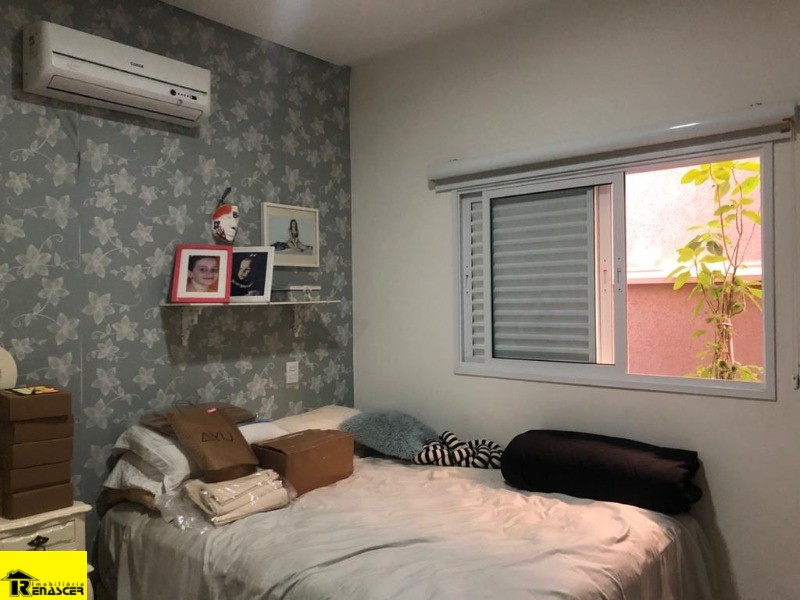 Casa de Condomínio com 3 quartos à venda, 255m² — foto 16 de 18