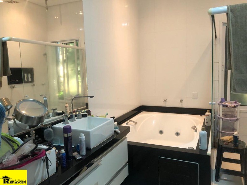 Casa de Condomínio com 3 quartos à venda, 255m² — foto 15 de 18