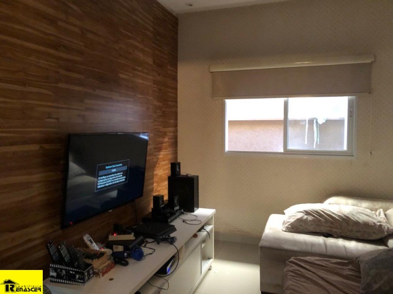Casa de Condomínio com 3 quartos à venda, 255m² — foto 10 de 18