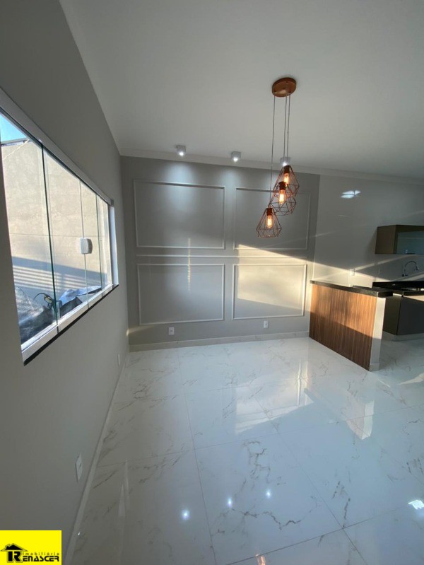 Casa com 2 quartos à venda, 120m² — foto 3 de 19