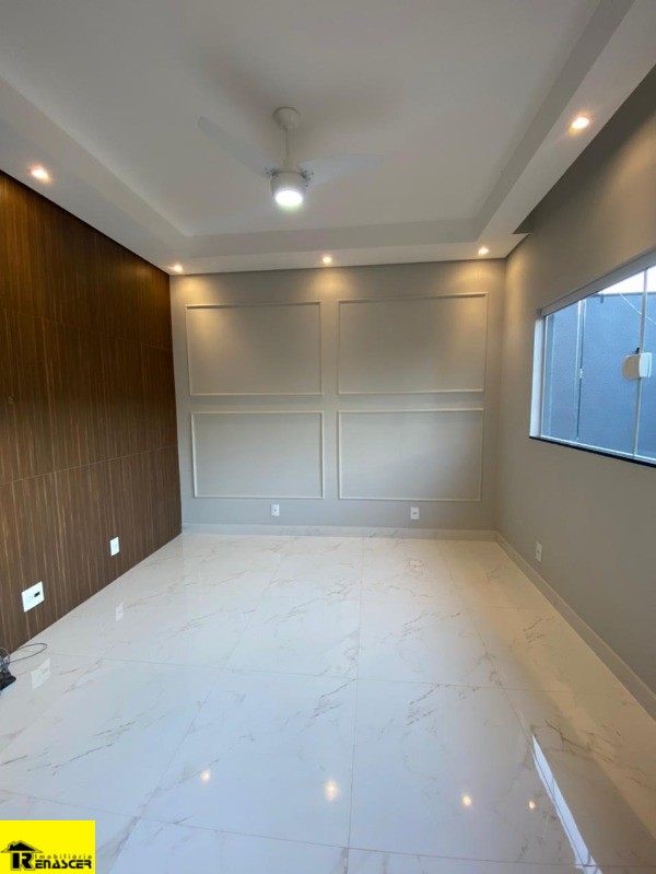 Casa com 2 quartos à venda, 120m² — foto 1 de 19