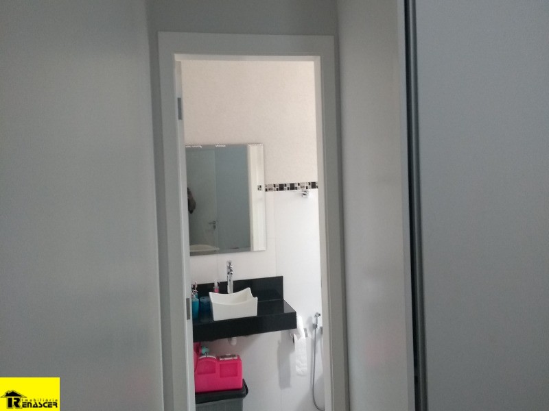 Casa de Condomínio com 4 quartos à venda, 280m² — foto 13 de 27
