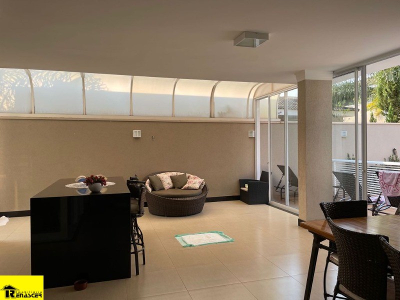 Casa de Condomínio com 4 quartos à venda e aluguel, 283m² — foto 22 de 25