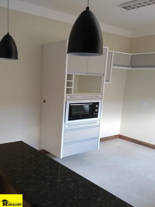 Casa de Condomínio com 3 quartos à venda, 240m² — foto 17 de 21