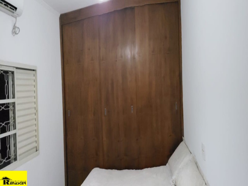 Casa com 3 quartos à venda, 220m² — foto 15 de 24
